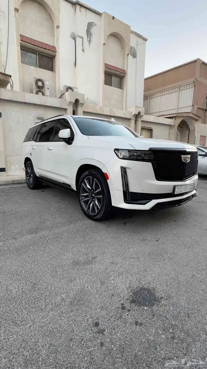 كاديلاك اسكاليد. بلاتينيوم سبورت 2021 Cadillac escalade 4