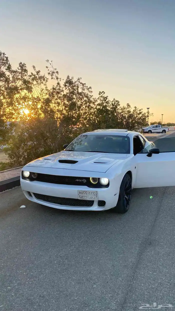 دوج تشالنجر 2015 V6 4