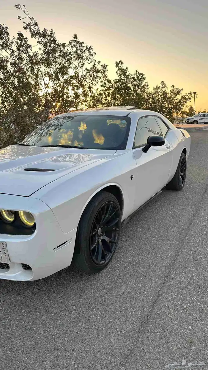 دوج تشالنجر 2015 V6 8