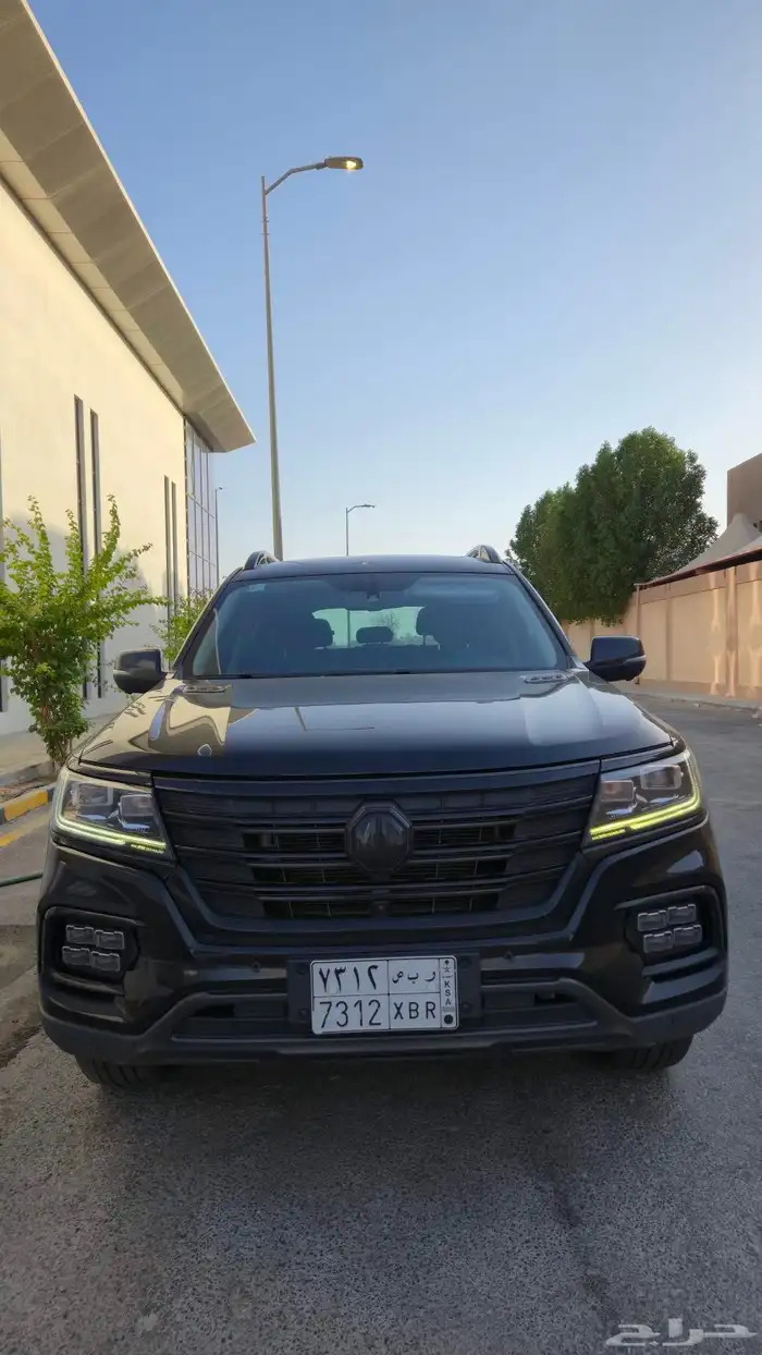 للبيع جيب MG RX8 بلاك اديشن نسخة 3