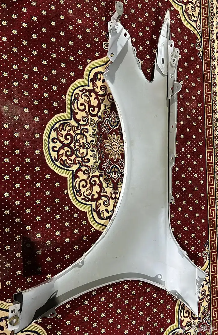 للبيع رفرف اكورد يمين يركب من 2018 الى 2022 4