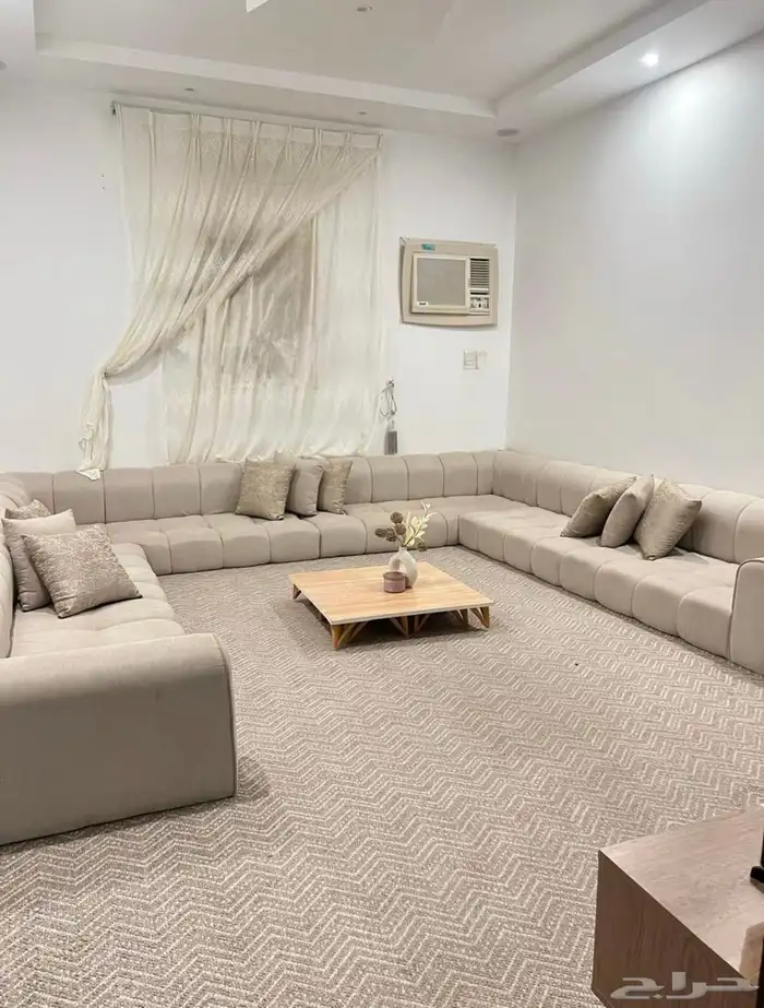 كنب مقلط 4 في 4 ونص مع الفرشه 0