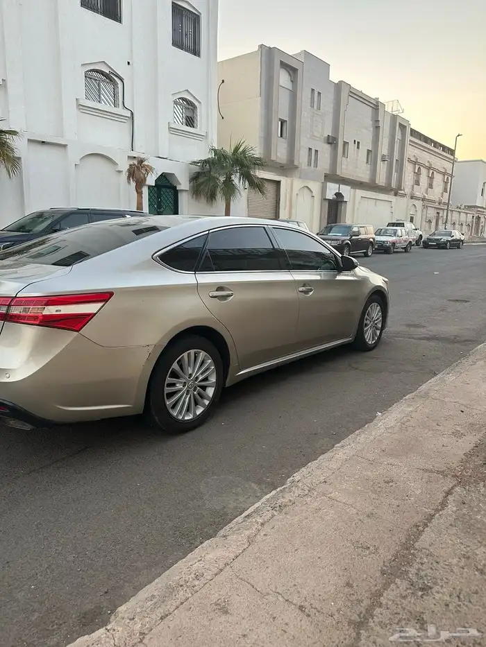 للبيع افالون 2015 فل كامل 1