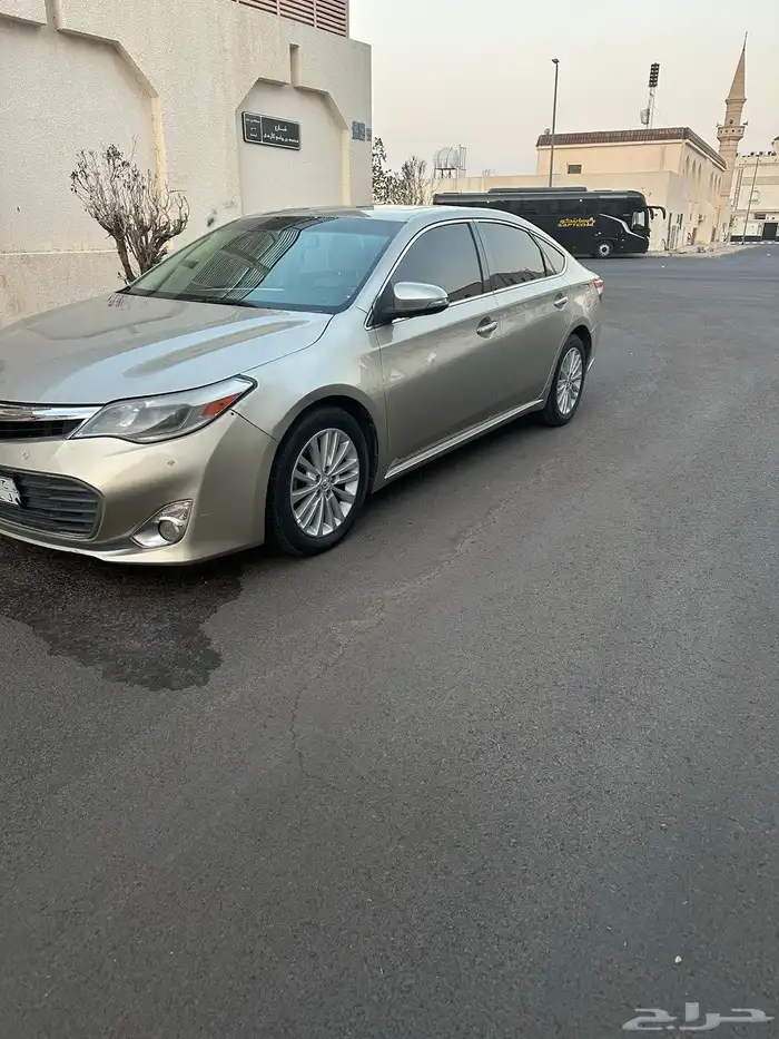 للبيع افالون 2015 فل كامل 0