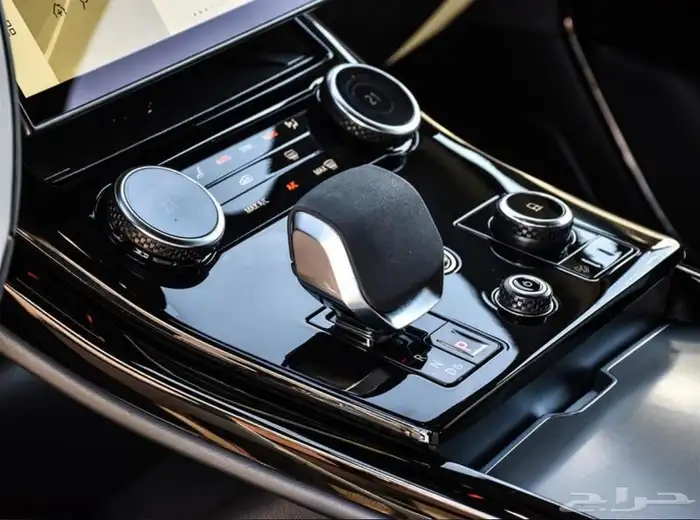 Range Rover sport P400 رنج روفر سبورت 2023 6