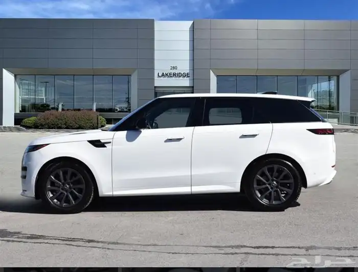Range Rover sport P400 رنج روفر سبورت 2023 1