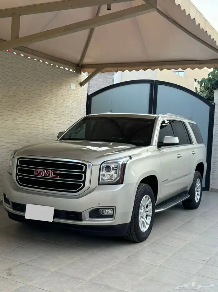 يوكن 2017 SLE مخزن ماشي 121 سعودي 0