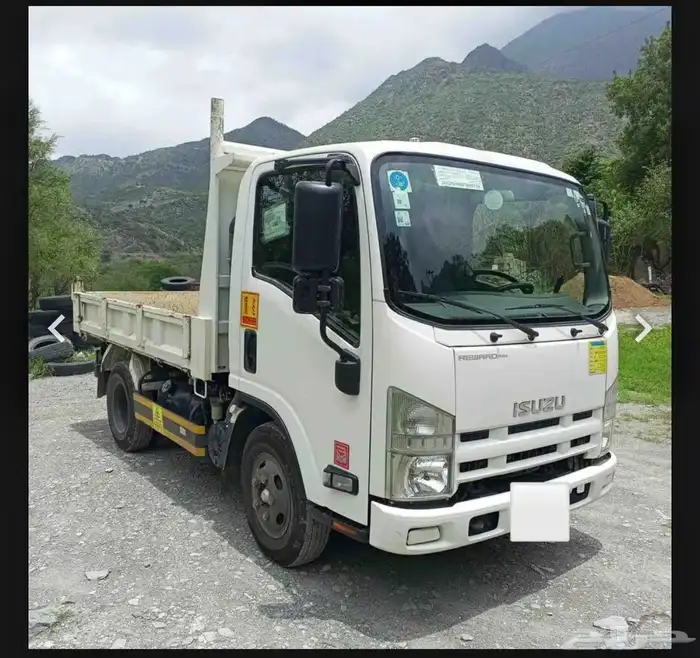 قلاب للايجار الشهري ISUSU أسيزوا موديل2015 مكيف وكاله 1