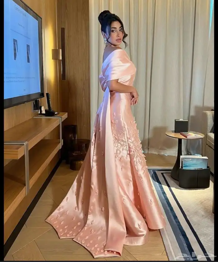 فستان زواج فخم 0