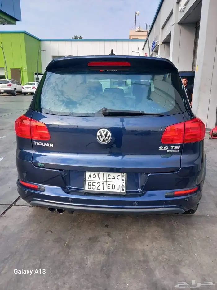 فولكس واجن تيجوان. 2014. مخزن 2