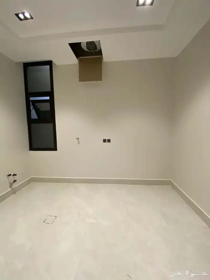 للبيع شقه حي قرطبة 3