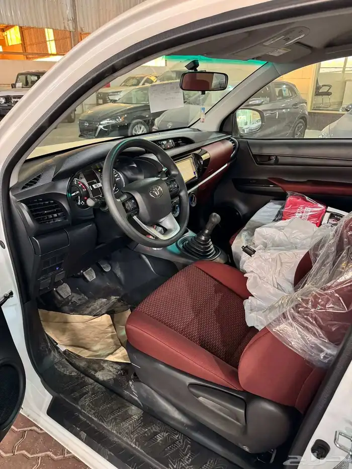 تويوتا هايلكس غمارة بنزين بدون دبل سعودي 2025 6