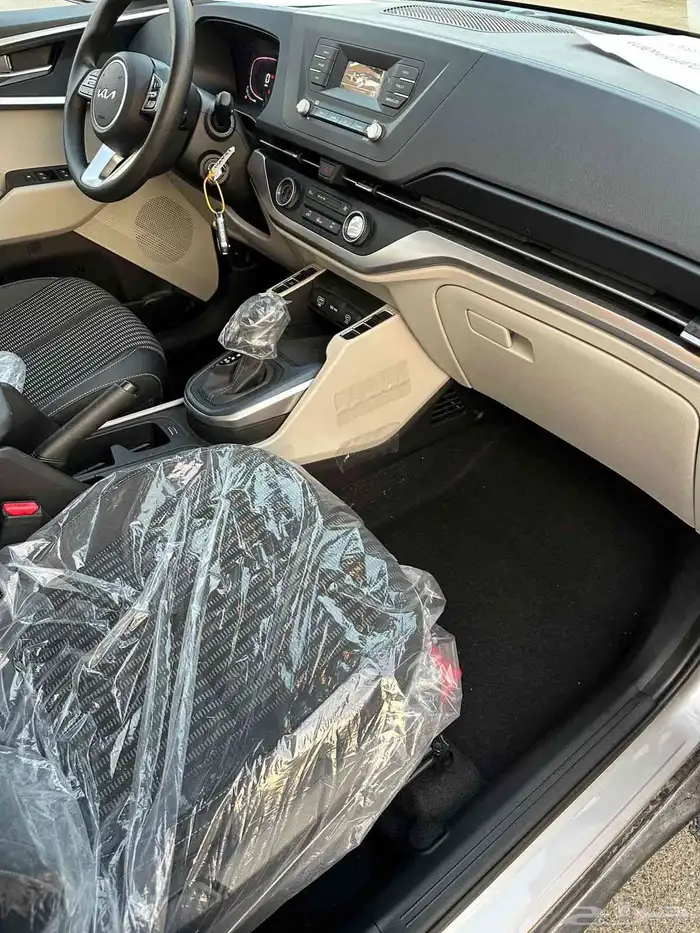 كيا كارنيز 2025 GL 11