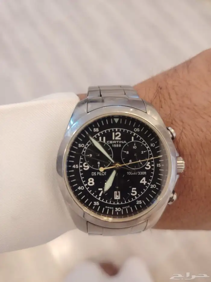 ساعة للبيع 3