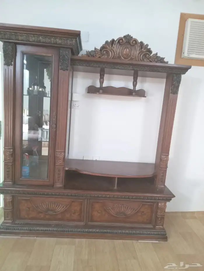 اثاث للبيع...كنب ومكتبه 0