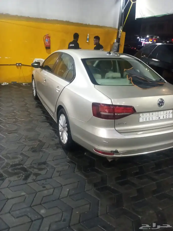 سياره فولكس واجن2016فضى 2