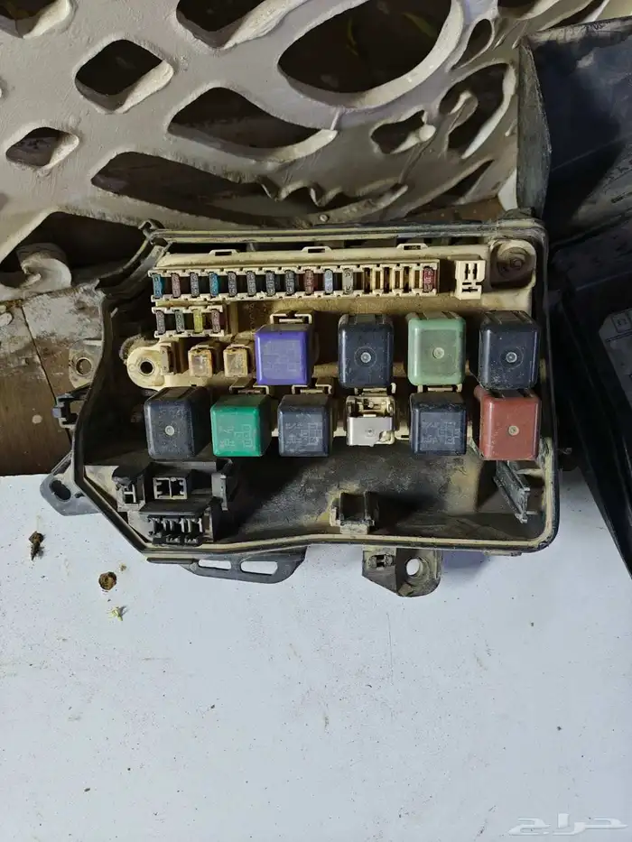 قطع لكزس. 400 9