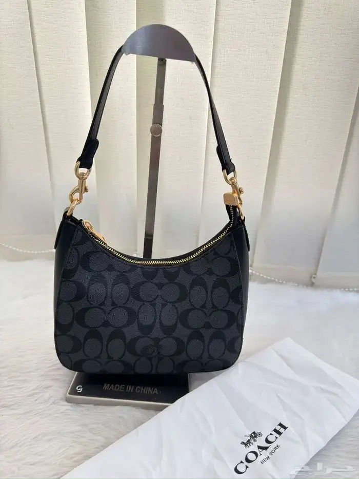 شنط هاي كوالتي متوفره جمله وقطاعي 43