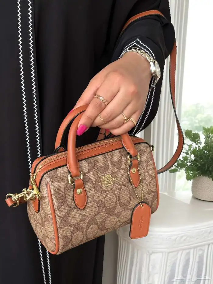 أناقة تلتقي بالعملية   شنطنا مصممة بعناية لتجمع بين الفخامة 19