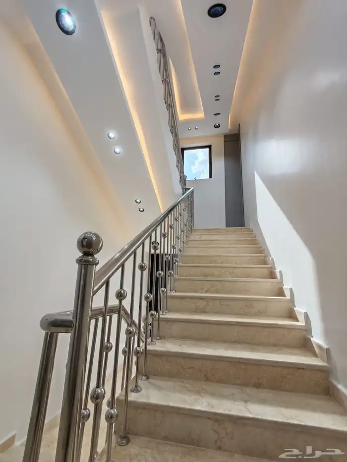 للبيع شقق تمليك حي الراجحي بالضيافه خميس مشيط 2