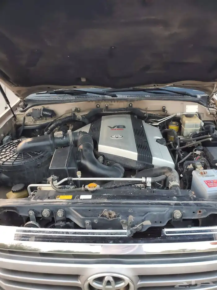 لاندكروزر 2004 - VXR فل كامل 8 سلندر 9