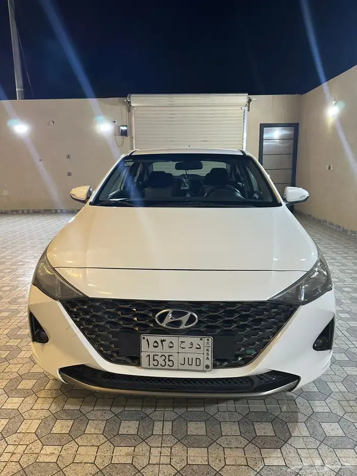 سياره اكسنت 2021 لون ابيض 8