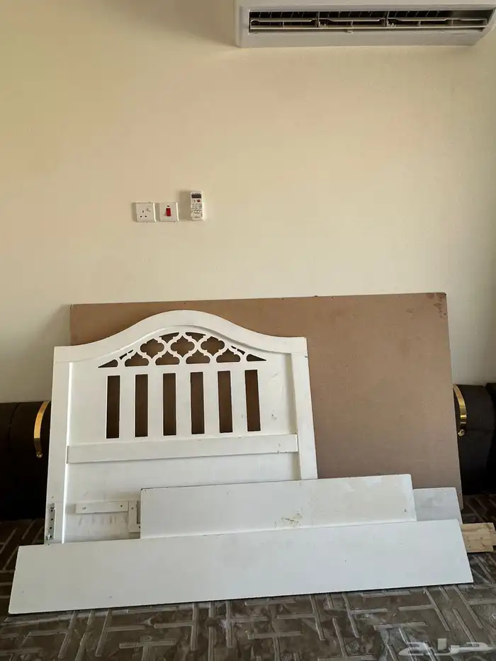 للبيع سرير فك وتركيب 0