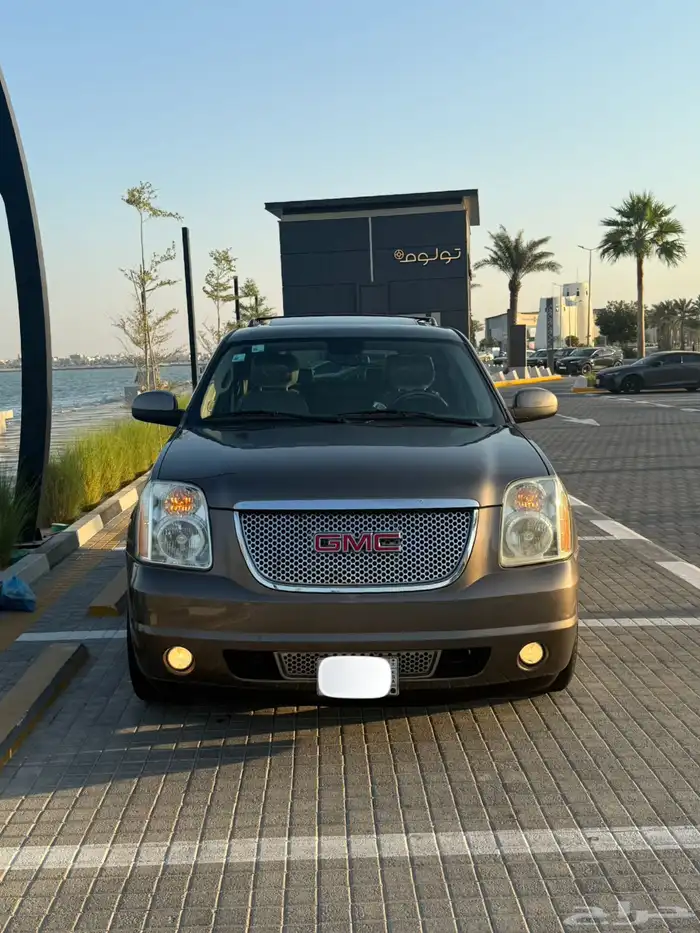 للبيع يوكن دينالي 2012 0