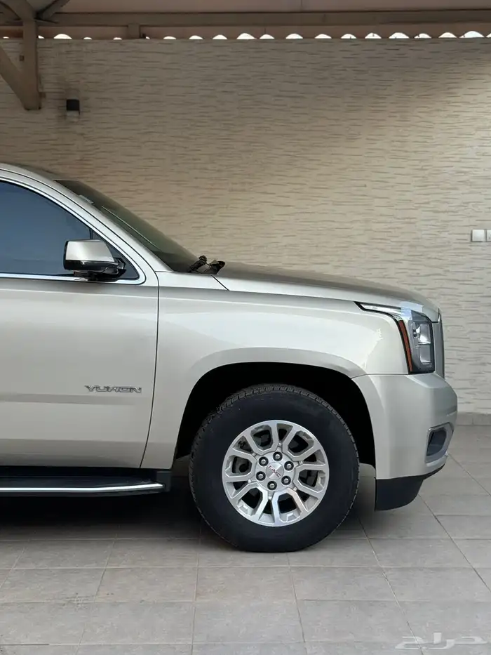 يوكن 2017 SLE مخزن ماشي 121 سعودي 1