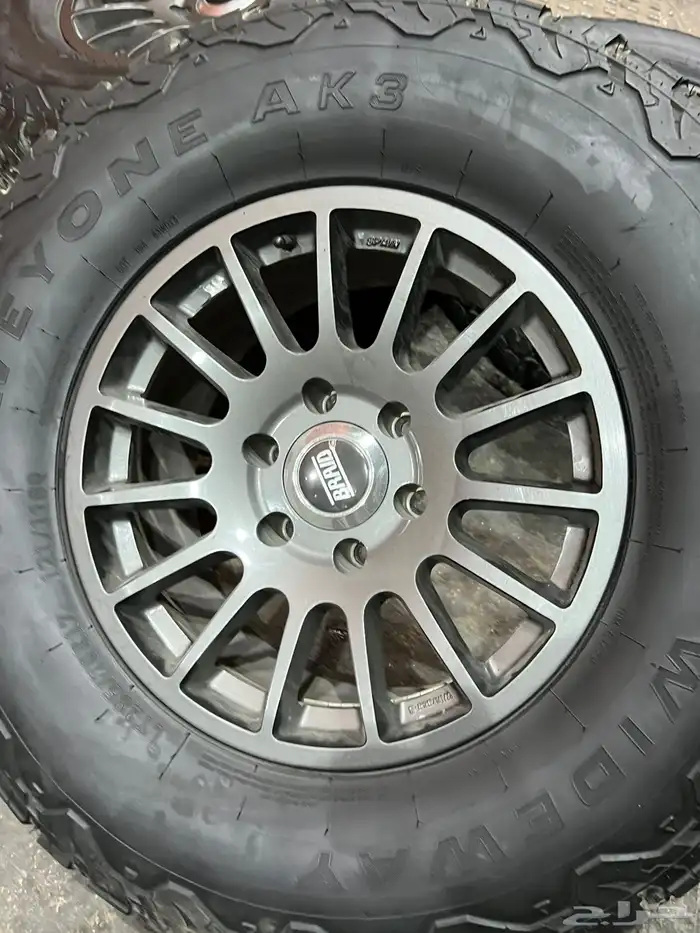 جنوط برايد 6 مسمار مع كفرات نص حجري ودواي مقاس 17 24