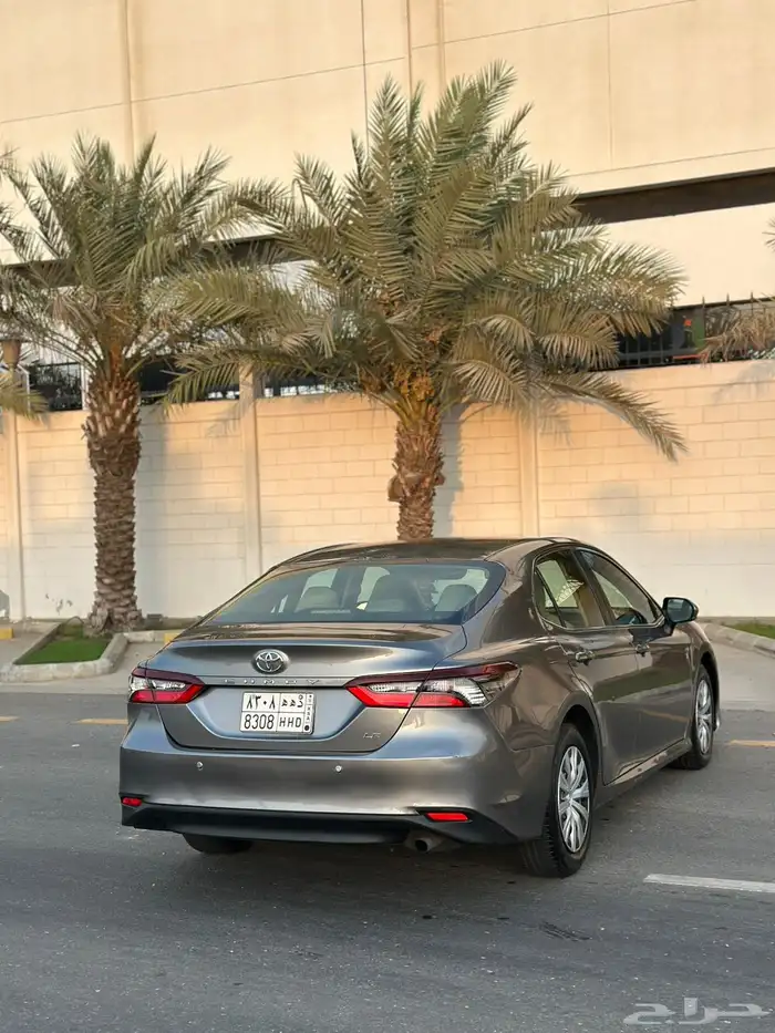 تويوتا كامري 2021 LE بنزين 6