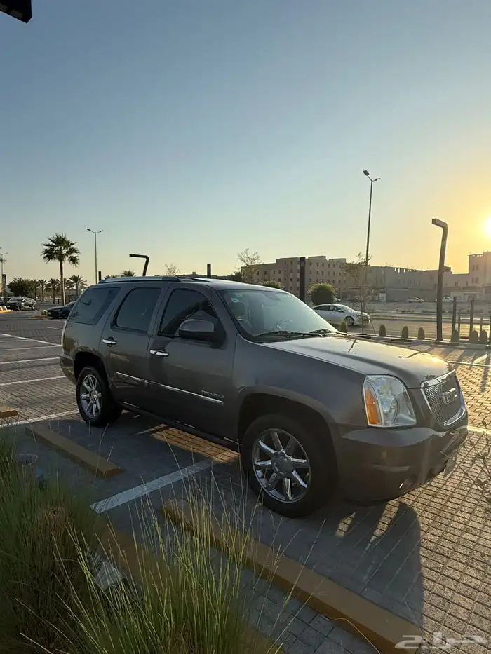 للبيع يوكن دينالي 2012 3