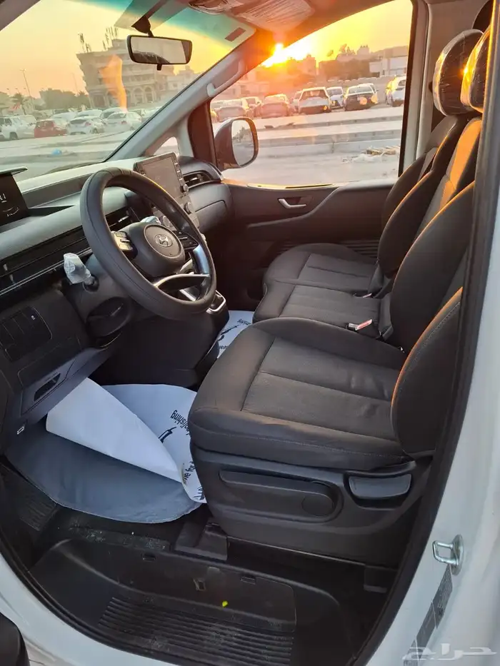 هونداي ستاريا 2022 بحالة ممتاز 8