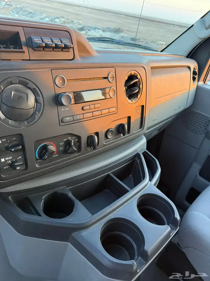 فان فورد مخزن 12