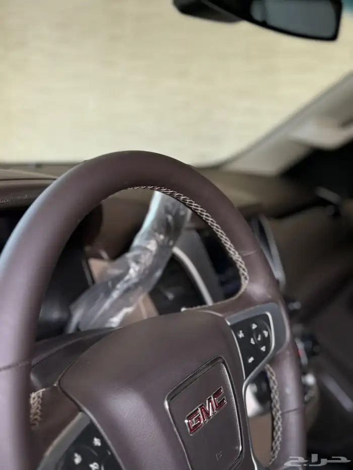 يوكن 2017 SLE مخزن ماشي 121 سعودي 18