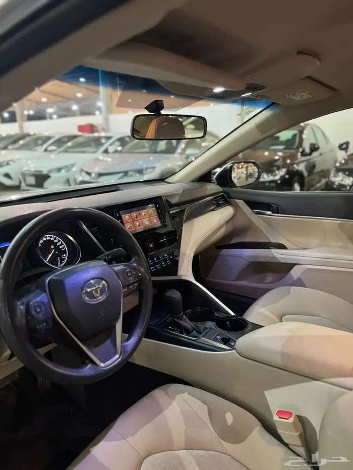 تويوتا كامري 2022 استاندر عداد 60 سعوووديه 6