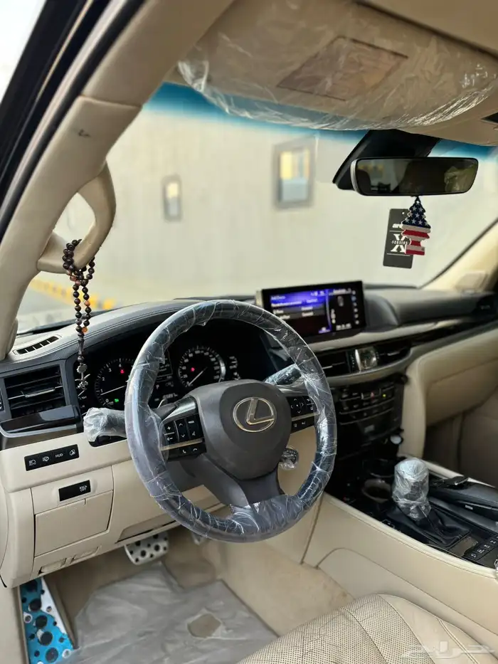 جيب لكزس 2019 فل كامل 5