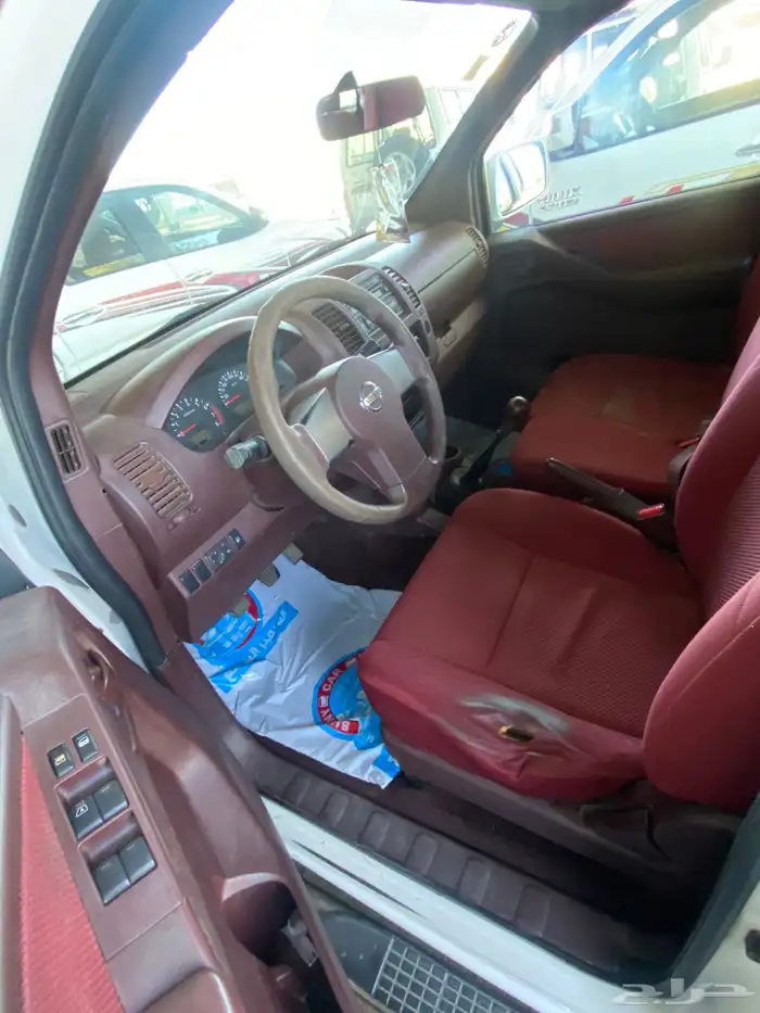 سيارة نفارا للبيع 3