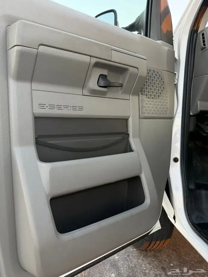 فان فورد مخزن 10