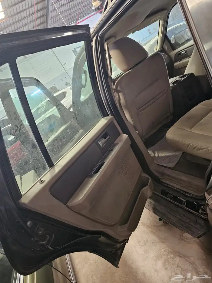 فورد اكسبدشن للبيع 4