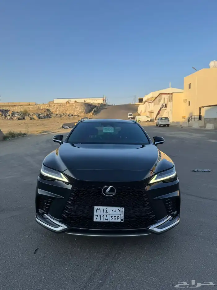 لكزس 2024 RX350 بنزين اف سبورت فل كامل 3