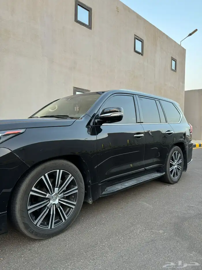 جيب لكزس 2019 فل كامل 2