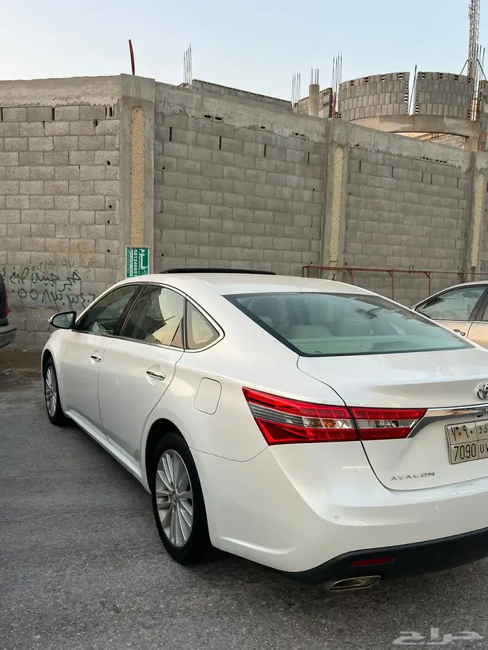 للبيع افالون موديل 2013 0