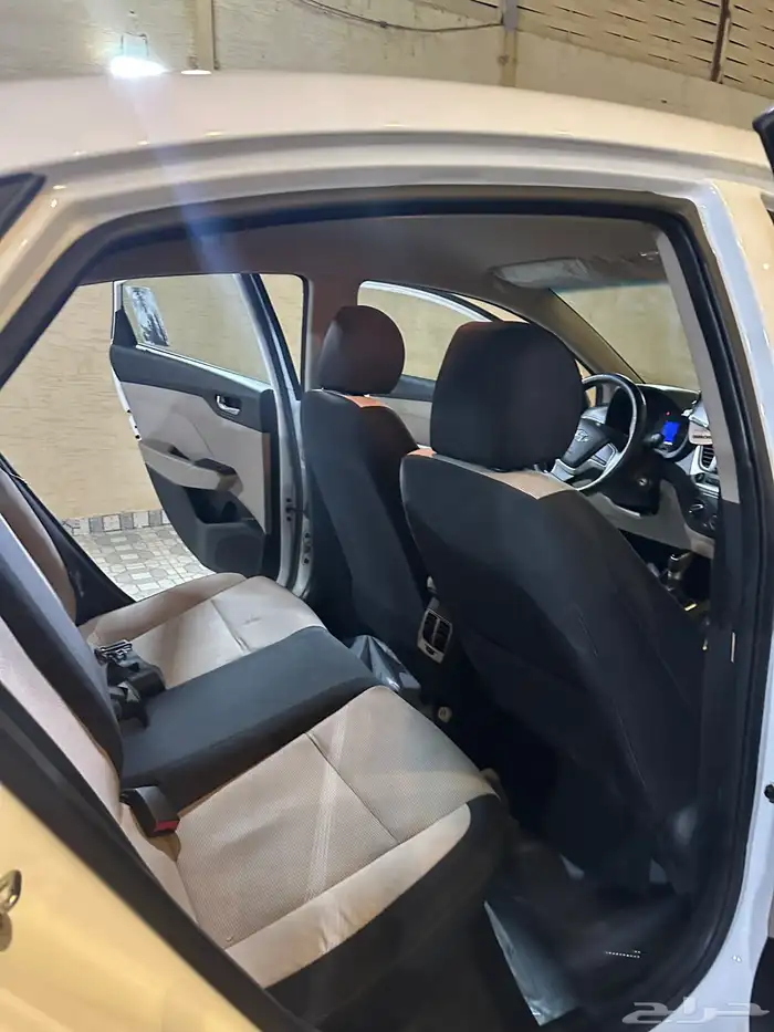 سياره اكسنت 2021 لون ابيض 5