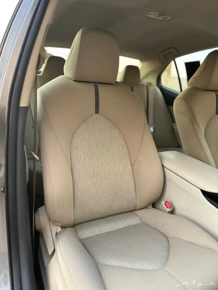 تويوتا كامري 2021 LE بنزين 10