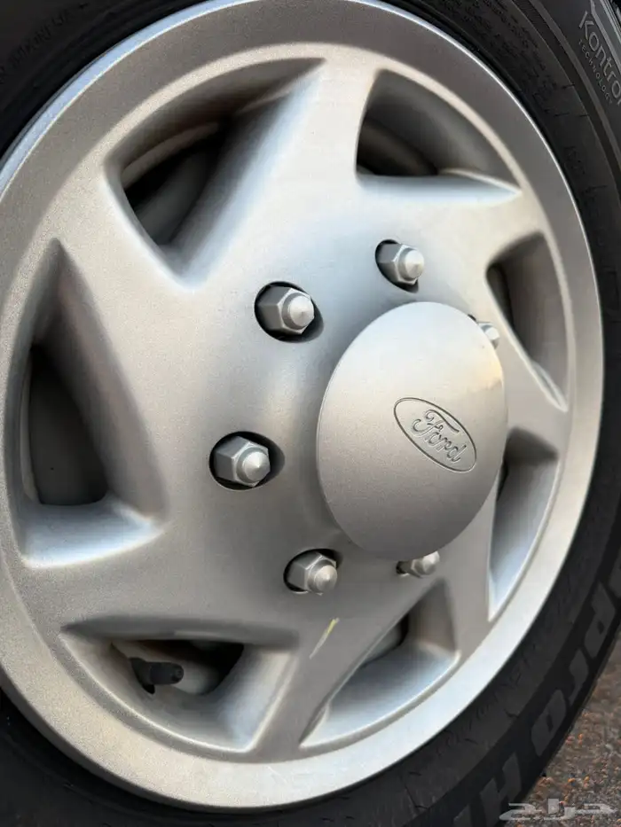 فان فورد مخزن 8