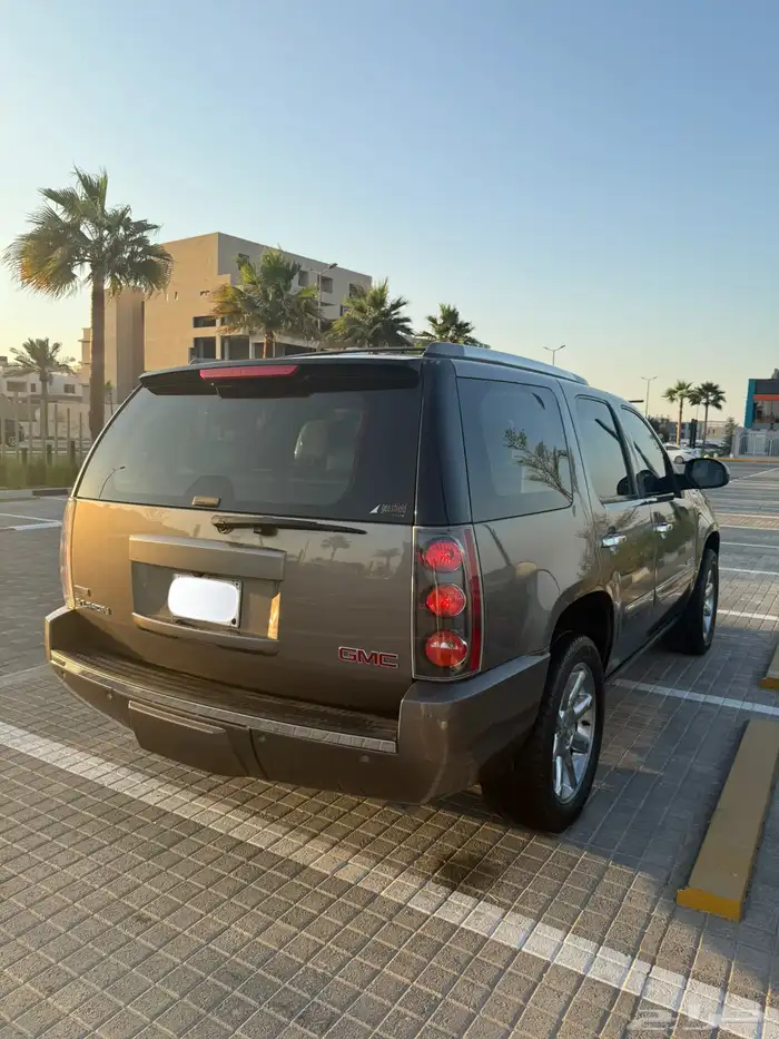 للبيع يوكن دينالي 2012 4