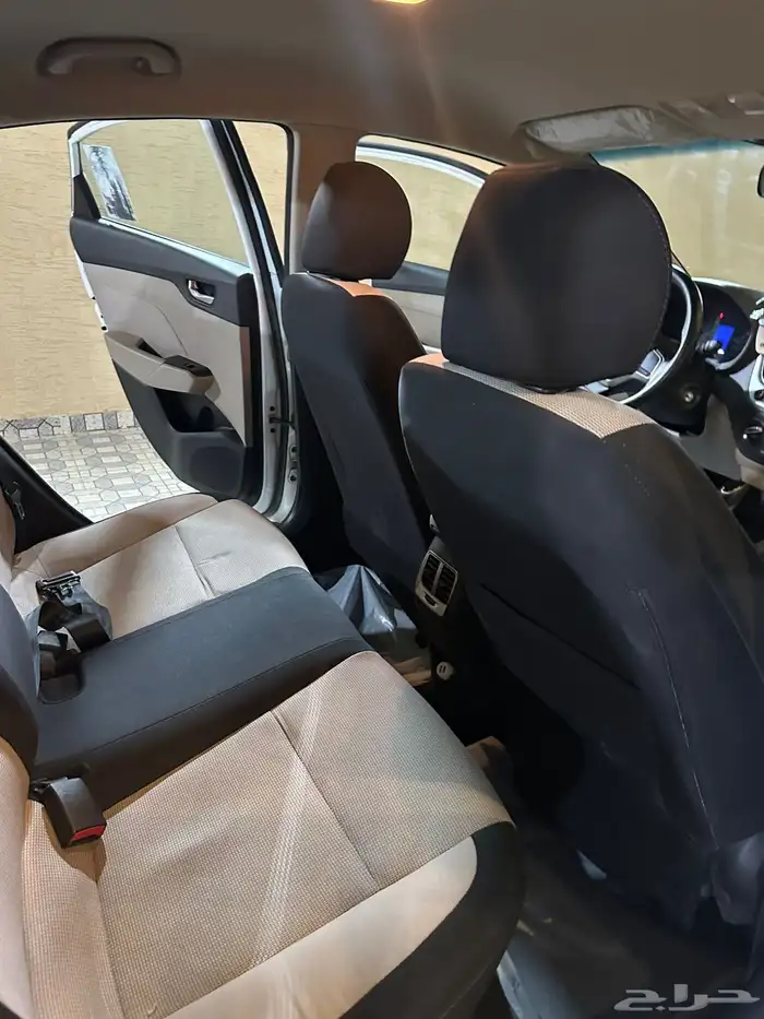 سياره اكسنت 2021 لون ابيض 11