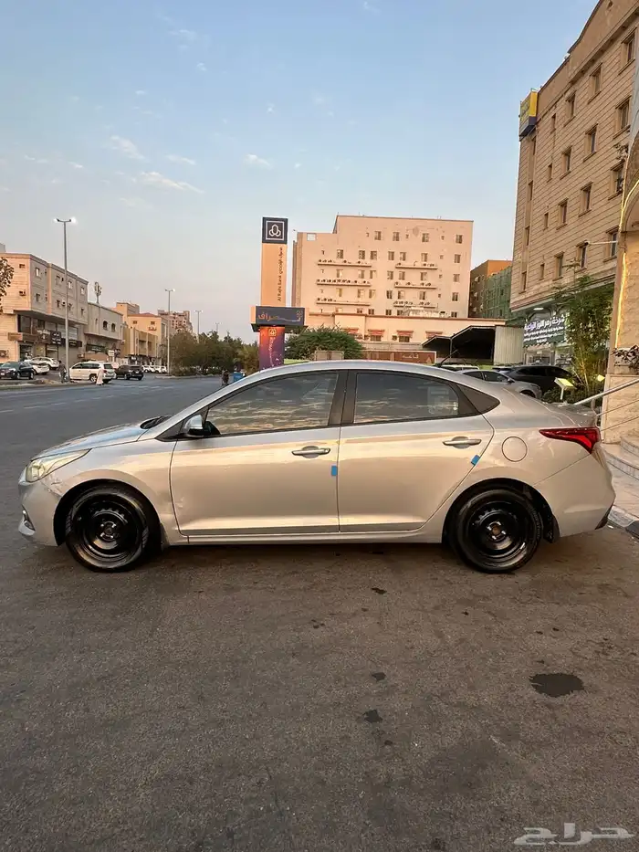 أكسنت 2020 للبيع 11