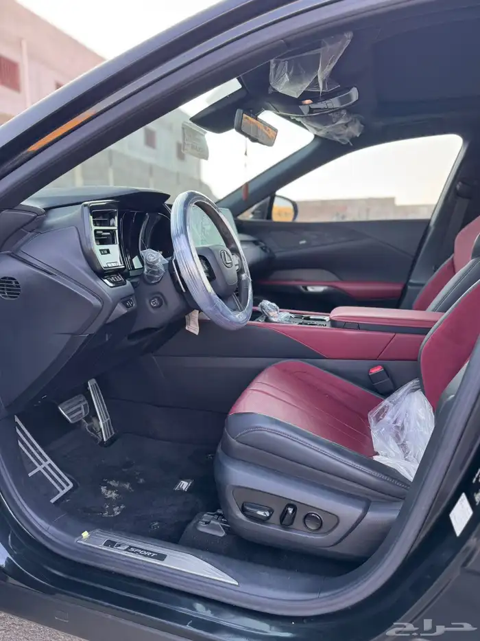 لكزس 2024 RX350 بنزين اف سبورت فل كامل 6